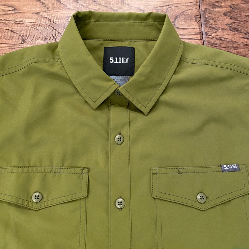 5.11 Tactical Button Down Shirt Mens Medium Green Short Sleeve Mesh Utility